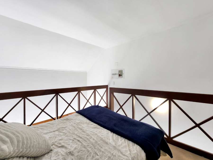 1 Bedroom Property for Sale in Observatory Western Cape